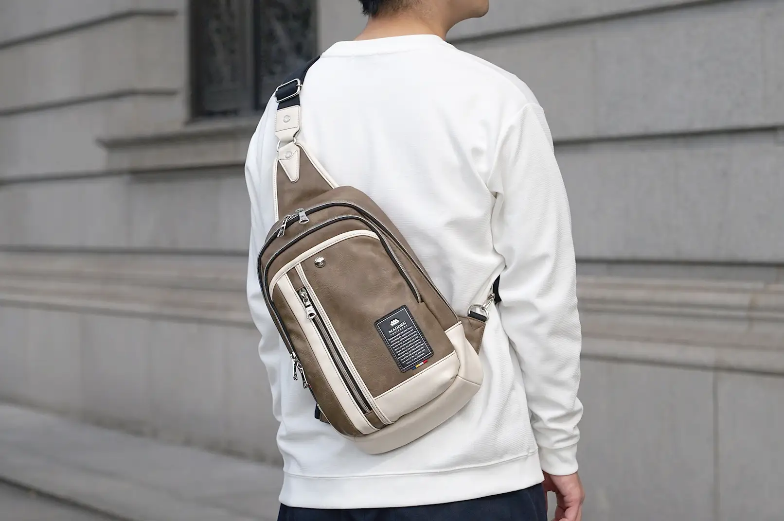 60代お父さんに贈りたい!実用的なショルダーバッグのランキング