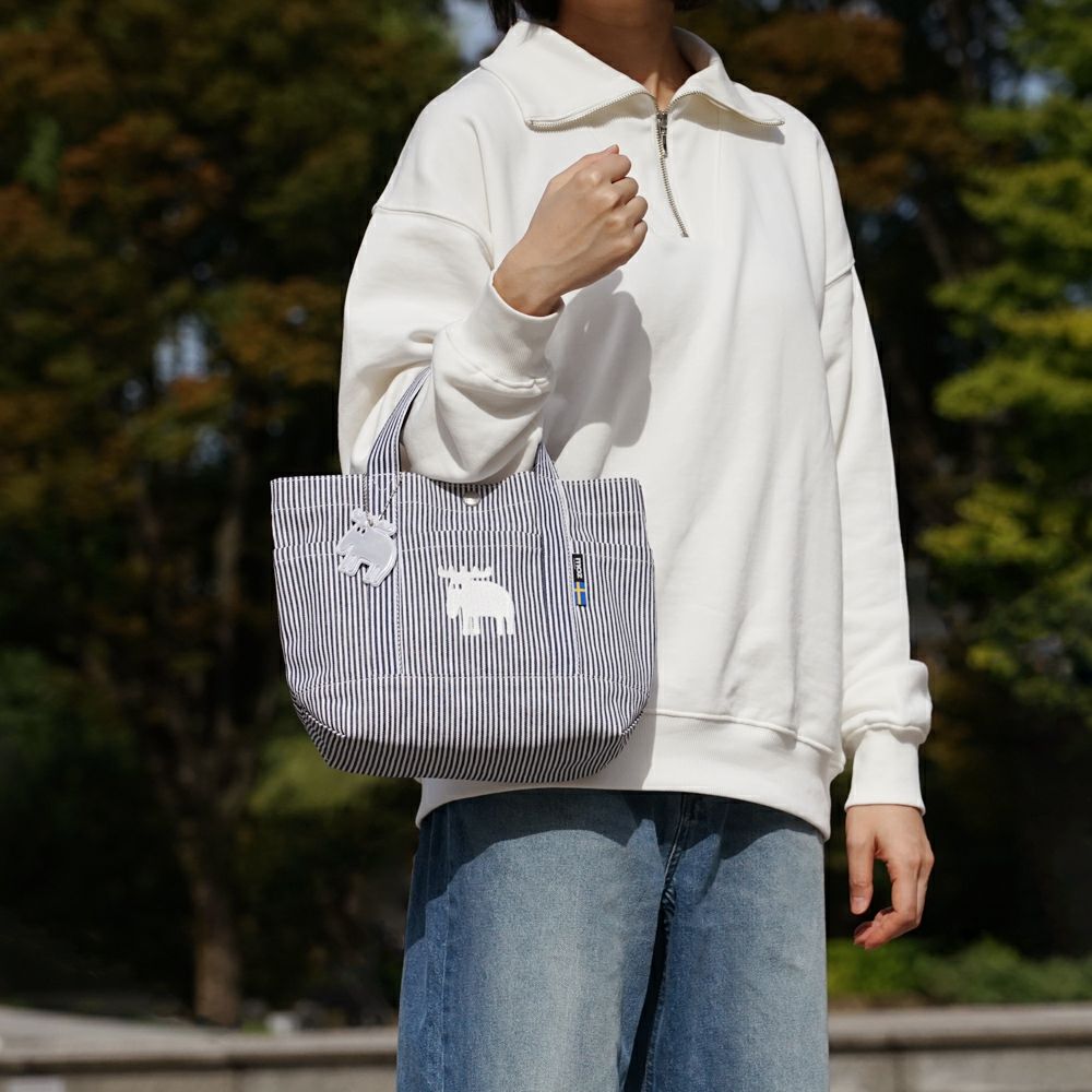 000000000202-03.jpg?size=l&w=