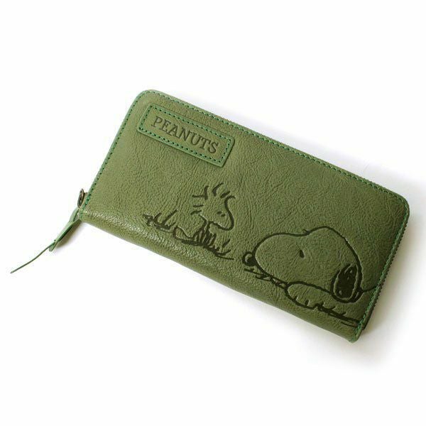 最後の一点【新品】スヌーピー　L字ファスナー　長財布　モスグリーン系 PEANUTS】スヌーピーのL字ファスナー長財布 レディース 本革 レザー