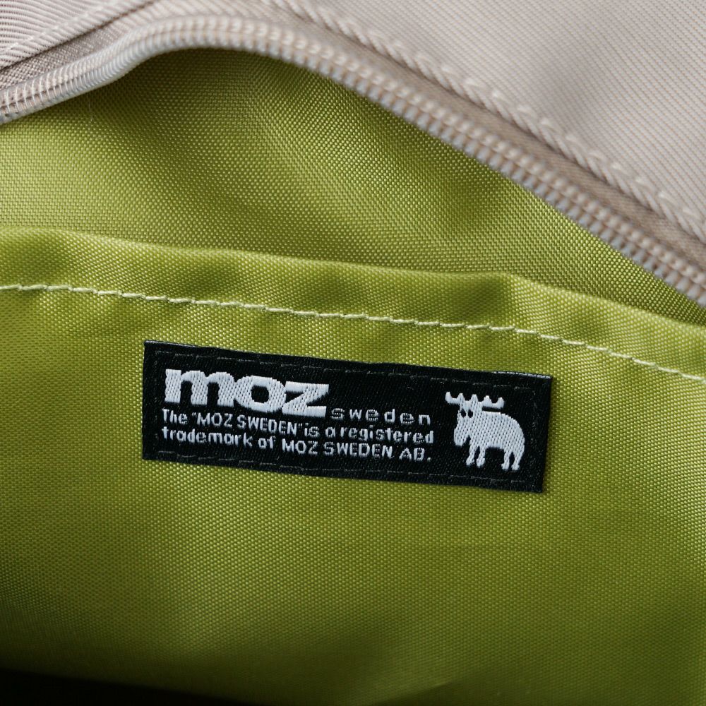 moz(モズ)コロンとかわいい半月型ショルダーバッグ | バッグメーカー