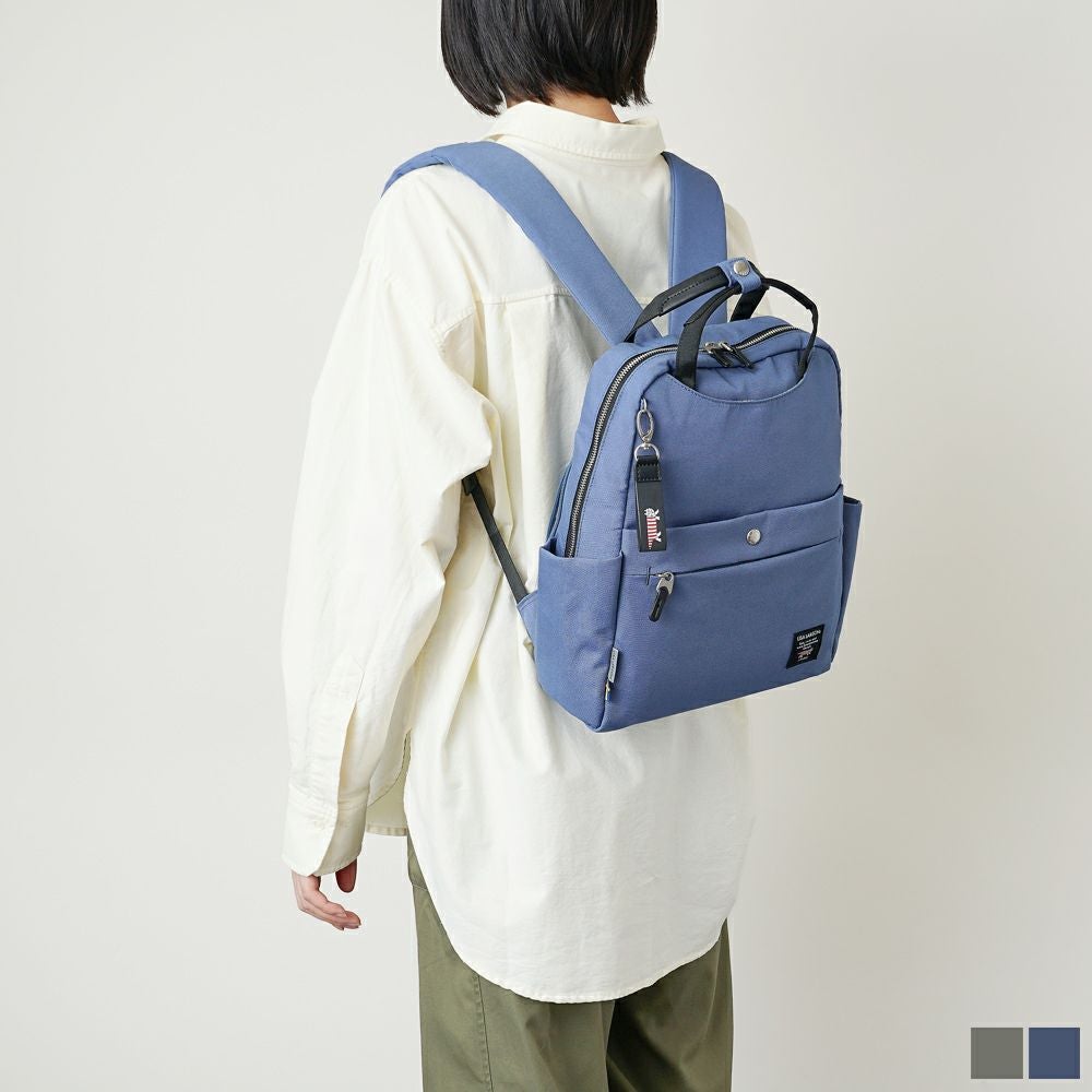 LISA LARSON(リサラーソン)可愛いのに機能的、マイキーと一緒お出かけ